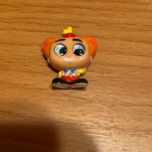 Doorable Series 2 Tweedle Dum from Alice in Wonderland Colorful Character Toy